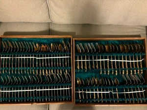 Vintage. MID-CENTURY THAILAND BRONZE MESSING 85-teiliges BESTECKSET IN BOX aus den 70er Jahren - Bild 1 von 8