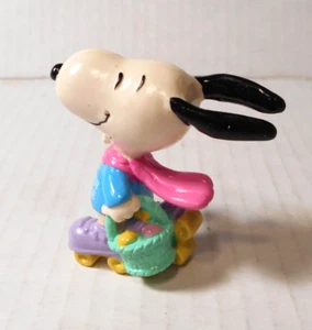 Vintage United Feature Syndicate Inc Peanuts Easter Snoopy PVC Roller Blades - Bild 1 von 8