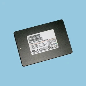 SSD 3.84To 3.84Tb Samsung MZ-7LM3T8N PM863a SATA3 6Gbps (aka environ ≈ 4To 4Tb) - Afbeelding 1 van 4