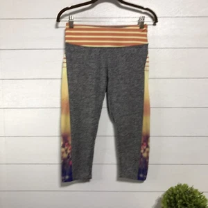 Leggings Capri Lularoe Jade Semplicemente Comodi TAGLIA S Floreale/Righe Tasca - Foto 1 di 11