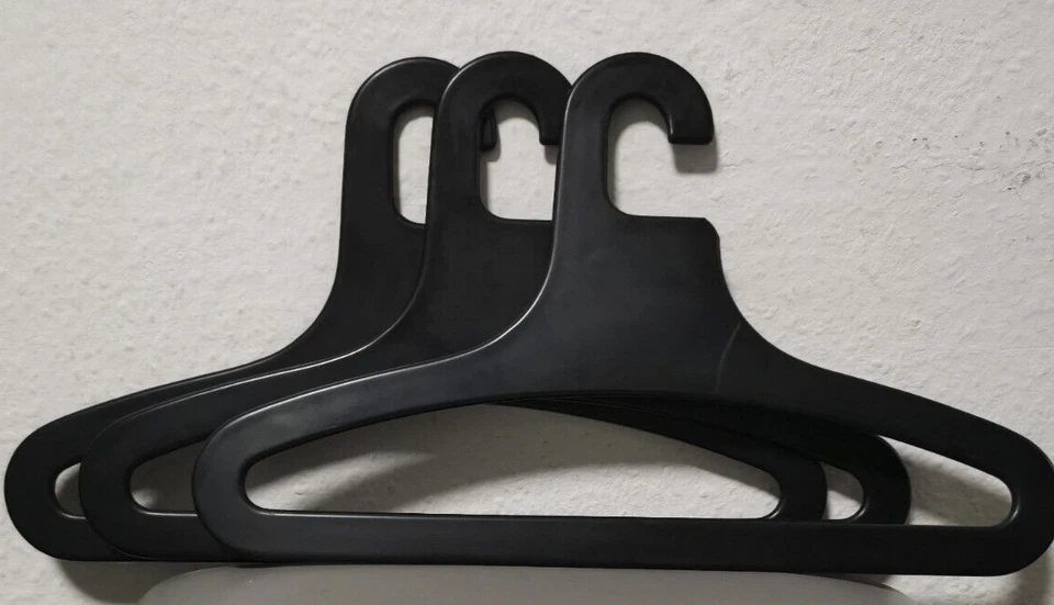 Kleiderbügel Design Kunststoff 3 x Bügel Retro in Schwarz Vintage ohne OVP - Bild 1 von 4