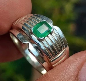 Anillo de plata esterlina 925 con esmeralda verde profundo natural para hombre - Imagen 1 de 2
