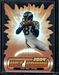 2004 FLEER SHOWCASE HOT HANDS RANDY MOSS #10HH - Picture 1 of 2