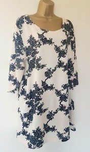 Masai Tunic Dress Sz M Cream Black Floral Excellent!