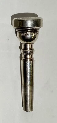 Boquilla trompeta Yamaha Japón 16C4 plateada Foto 1 de 4