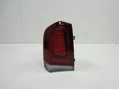 2015 2016 2017 2018 2019 2020 Chrysler 300 задний фонарь левый светодиодный TYC MOPAR - Изображение 1 из 4