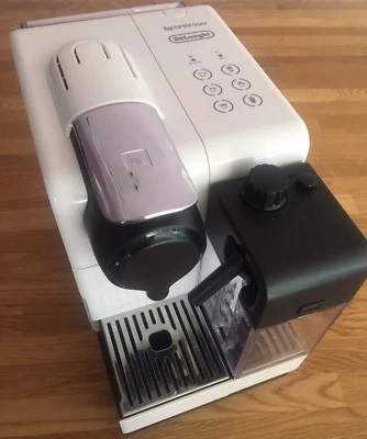 Nespresso Kapselmaschine DeLonghi Lattissima TOUCH Glam white weiß EN550W + TOP - Bild 1 von 3