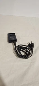 Genuine Panasonic Lumix Digital Camera 240v Battery Charger DE-A42A - Picture 1 of 3
