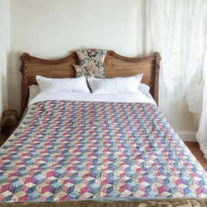 Trapunta Arch Quilts NY Pastello Blocco Cubico Multicolore 88 x 86 Completa/Regina - Foto 1 di 14
