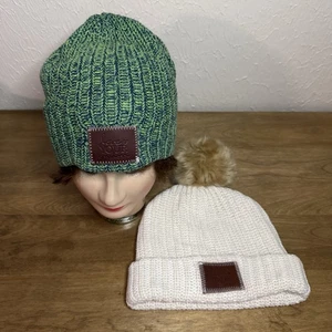 Lotto di 2 Love Your Melon Beanie donna taglia unica maglia pom verde bianco sporco inverno - Foto 1 di 12
