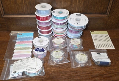 LOTE de 32 botones de cinta estampada joyas gemas de cuerda artesanías álbum de recortes Foto 1 de 4