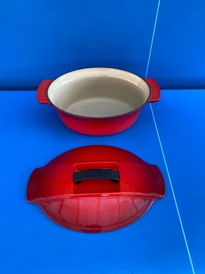 Le Creuset Grande Cocotte EN Fonte OVALE Vintage ROUGE ø 28 CM FURURA TBE - Immagine 1 di 4
