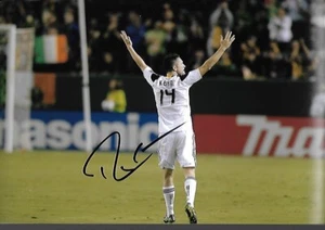 Foto autógrafa firmada a mano de Robbie Keane 12x8 Tottenham Hotspur certificado de autenticidad - Imagen 1 de 1