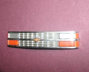 1/25 Scale 1994 Chevy Suburban GMT400 Front Grill & Headlights - Brookfield Part - Picture 1 of 7