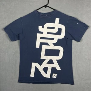 NIKE AIR JORDAN Mens Vertical Spellout Logo Graphic Tee Med Jumpman Y2K Blue - Picture 1 of 7
