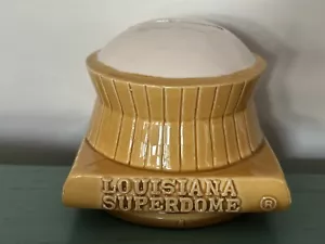 De colección Cerámica Louisiana NOLA Superdome Piggy Still Bank Dome Japón ¡RARO! - Imagen 1 de 3