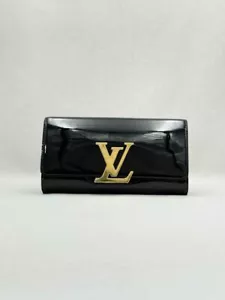 LOUIS VUITTON Louise Black Leather Patent Clutch - Picture 1 of 8