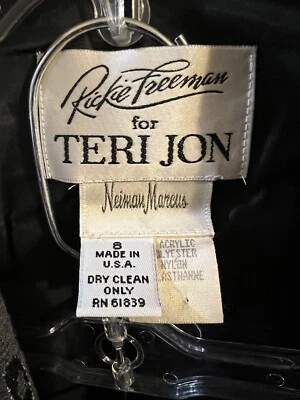 Blazer y falda vintage Rickie Freeman para Teri Jon Neiman Marcus talla 8  Foto 1 de 4