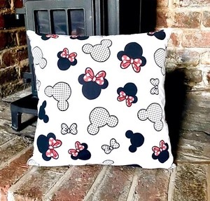 869. Handmade 100% Cotton Cushion Cover - Minnie Mouse, Various sizes - Picture 1 of 1