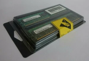 2x 512 MB RAM, Infineon DDR2-400, HYS72T64001HR-5-A, S26361-F3068-L422 - Bild 1 von 5