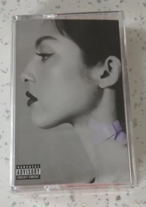 Olivia Rodrigo Red Cassette Vampire - Sealed - Picture 1 of 2