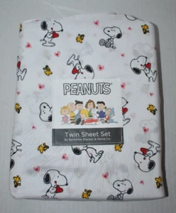 Peanuts Snoopy and Woodstock Valentine Hearts Pattern Twin Size Sheet Set - Picture 1 of 3
