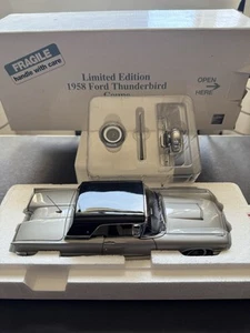1958 Ford Thunderbird Coupe 1:24 Limited Edition #2402 Danbury Mint mit Box *LESEN - Bild 1 von 21