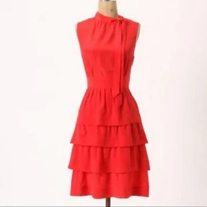 Vestido Anthropologie Girls From Savoy Rojo Seda en Niveles Talla 6 Volantes - Imagen 1 de 9