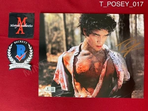 Foto firmada autografiada por Tyler Posey Teen Wolf 8x10 Beckett certificado de autenticidad MTV Scott McCall - Imagen 1 de 1