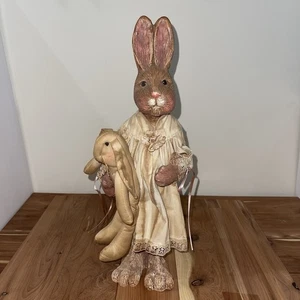 14 Zoll alter Hase Vintage primitiver Osterhase mit Hase Stoff Kleidung rustikal Baby - Bild 1 von 12