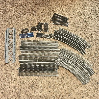 Atlas Brass Straight Curves Snap track  HO Scale Train Track 40 Pieces + Bridge - Image 1 of 4
