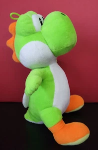 Nintendo Super Mario Yoshi Juguete de Peluche Verde Videojuego 9" Peluche - Imagen 1 de 6