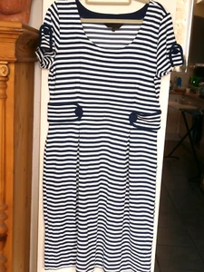 Great Plains navy and cream striped jersey dress XL excellent condition - Picture 1 of 3