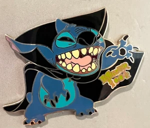Stitch Vampire Halloween 2004 Lilo & Stitch Japan Disney Pin L02 - Picture 1 of 2