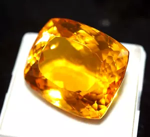 Piedra Preciosa Brasileña Suelta Cortada en Cojín Amarillo Citrino Certificada 174,80 quilates - Imagen 1 de 6
