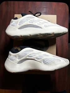Adidas Yeezy Boost 700 V3 Azael Size 10 Original Box/Laces FW4980 - Picture 1 of 8