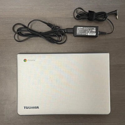 Toshiba Chromebook 2 CB35-B3340 13,3 pulgadas (Intel Celeron, 1.6GHz, 4GB RAM, 16GB) Foto 1 de 4