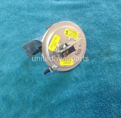 Bryant Carrier HK06NB122 Tridelta PPS10015-2178 Pressure Switch - Image 1 of 3