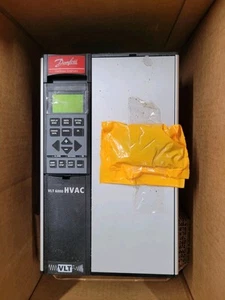 178B2397 VLT 6000 7.5 HP 9.5 AMP 5.5 KW DRIVE - Picture 1 of 3