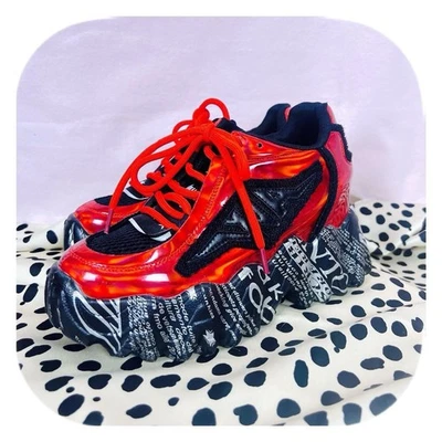 Tenis Alexander Wang Rojo Holográfico Noticias Impresión Plataforma Zapatos Nuevos en Caja 6.5 Foto 1 de 4