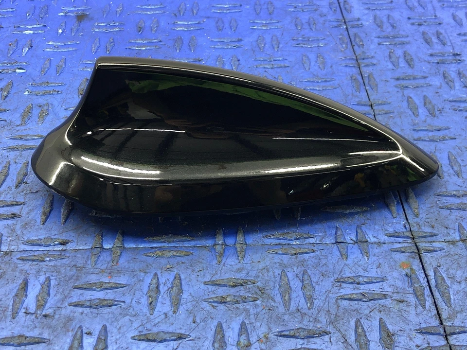 BMW 750I 2016-2019 techo aleta de tiburón antena estándar zafiro negro (475) 9303040 Foto 1 de 4