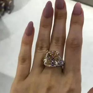 Verlobungsring 7 kt Lab Created Cushion Cut Champagner & Diamant 14 K vergoldet - Bild 1 von 3