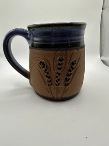 SIGNED STEVE ASHLEY Studio 88 Ceramic Pottery WHEAT Stoneware Mug Brown & Blue - Picture 1 of 8