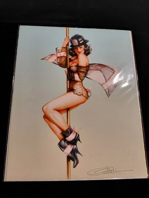 Arte pinup firmado Olivia De Berardinis Dasha Astafieva "Burning Bush" con certificado de autenticidad 8x10" Foto 1 de 2