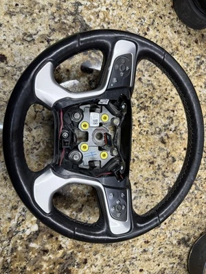 2014-2018 SILVERADO BLACK LEATHER STEERING WHEEL W/CONTROLS W/HEAT  84483746 - Image 1 of 4