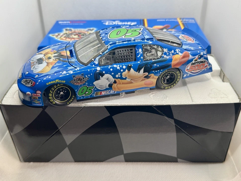 Team Caliber Preferred Goofy Daytona 500 2005 NASCAR escala 1:24 Foto 1 de 4