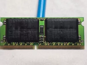 Siemens 128MB SDRAM SO-DIMM (HYS64V1600GCD-10) PC66, Tested & Working - Picture 1 of 2
