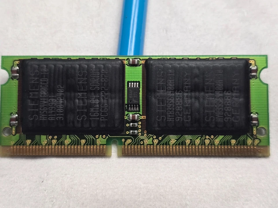 Siemens 128MB SDRAM SO-DIMM (HYS64V1600GCD-10) PC66, Tested & Working - Image 1 of 2