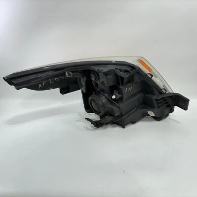 Conjunto de faros izquierdos usados se adapta a: Ford Explorer 2013 base halógeno sin pa policial Foto 1 de 4