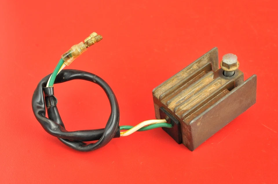 Honda XR500 XR 500 XR500R 1983 1984 regulador de voltaje rectificador 31400-KA2-641 Foto 1 de 4